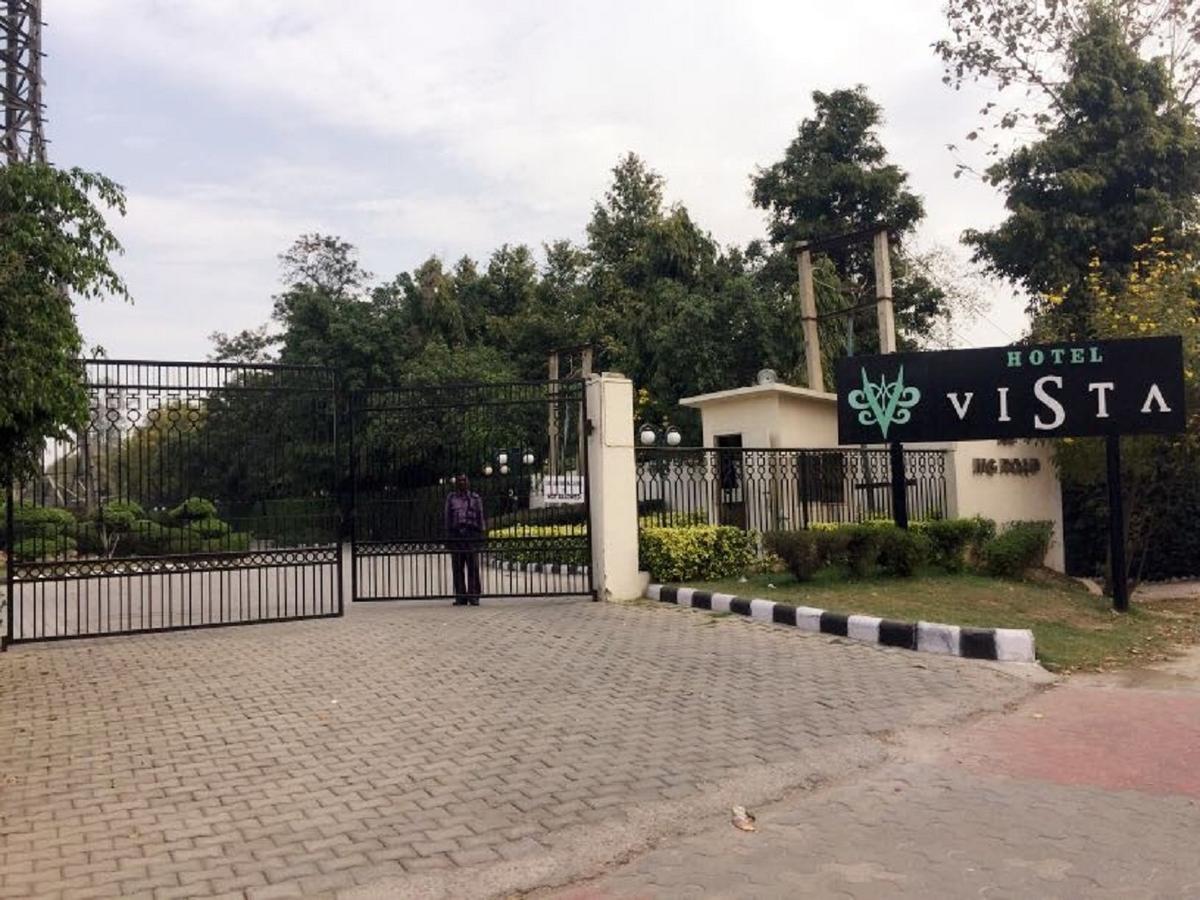 Hotel Vista Нью-Дели Экстерьер фото